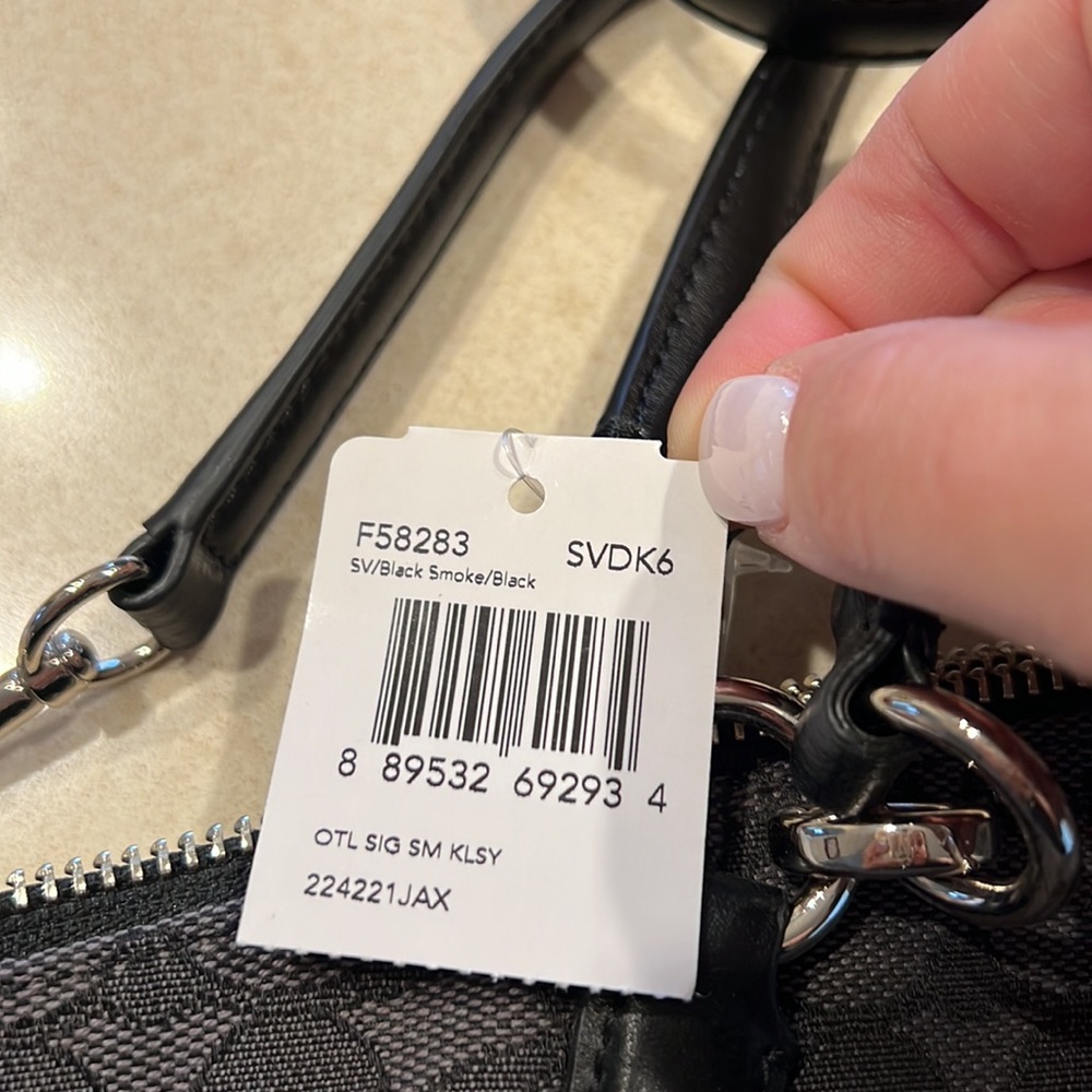 NWT Coach Signature Satchel Black - Picture 2 of 2